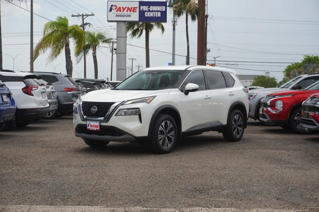2022 Nissan Rogue SV